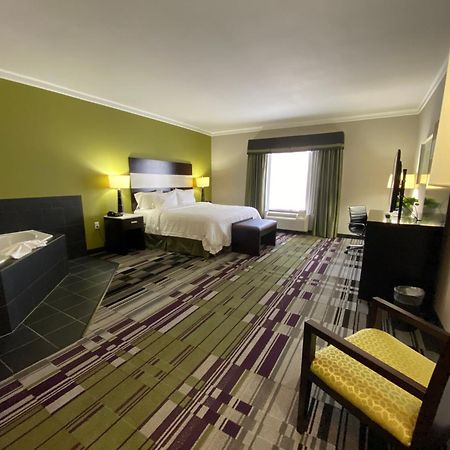Hampton Inn By Hilton Leesville Fort Johnson Exteriör bild