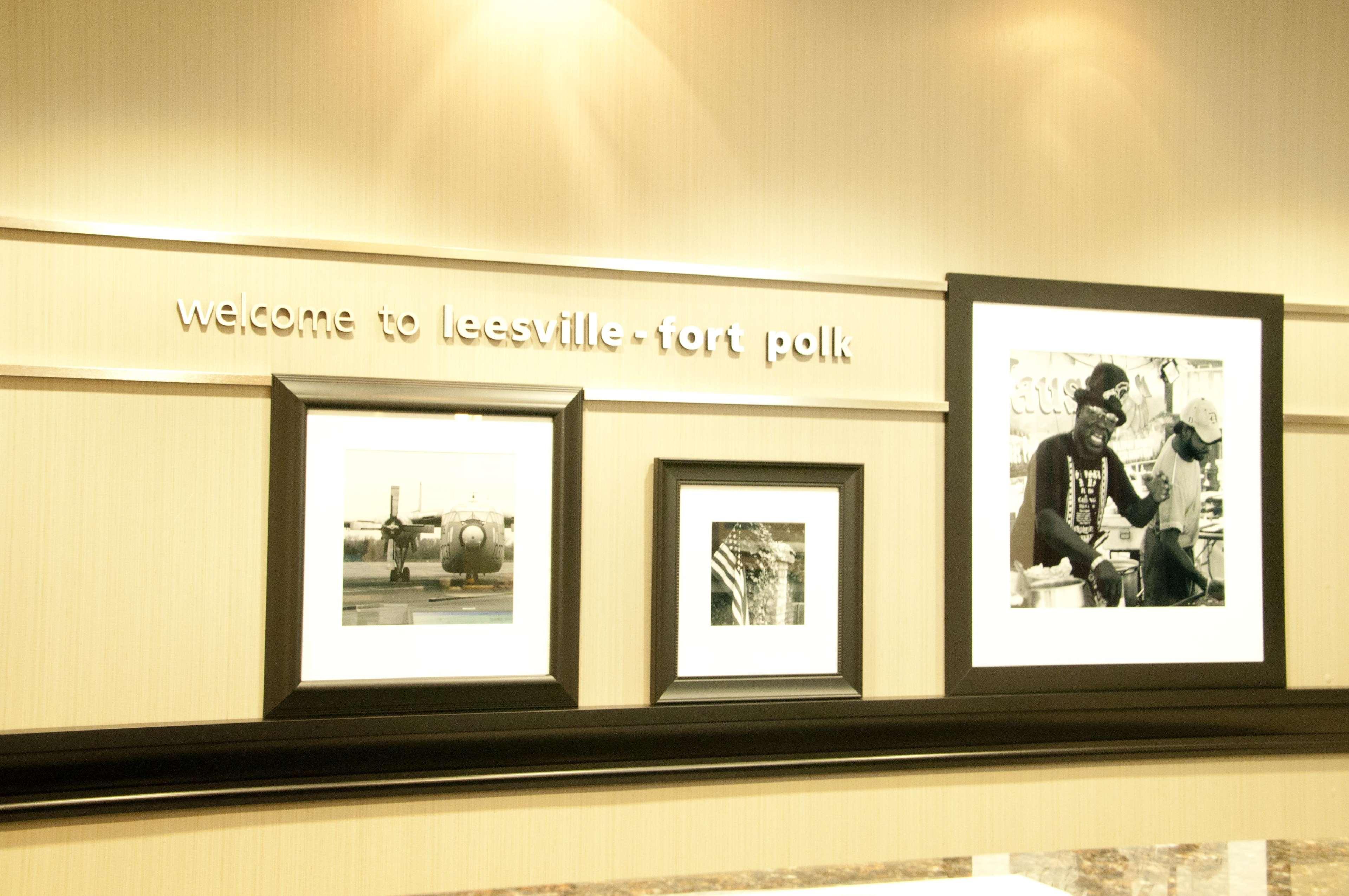 Hampton Inn By Hilton Leesville Fort Johnson Exteriör bild