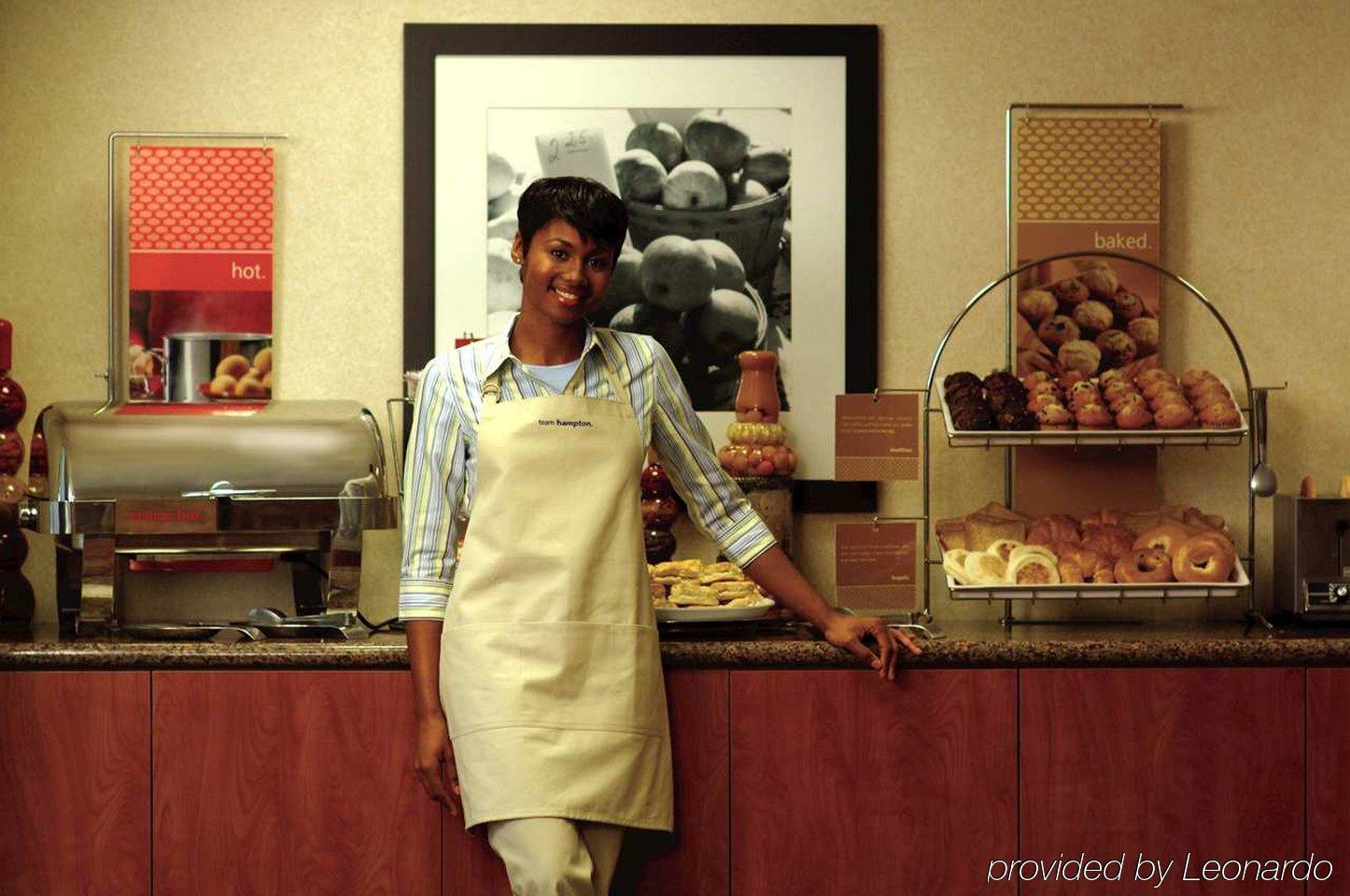 Hampton Inn By Hilton Leesville Fort Johnson Restaurang bild