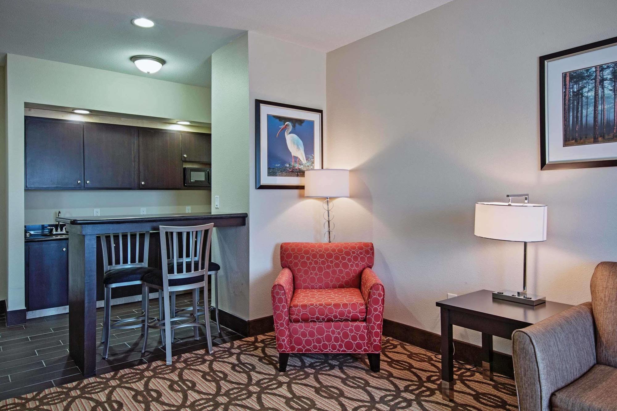 Hampton Inn By Hilton Leesville Fort Johnson Exteriör bild
